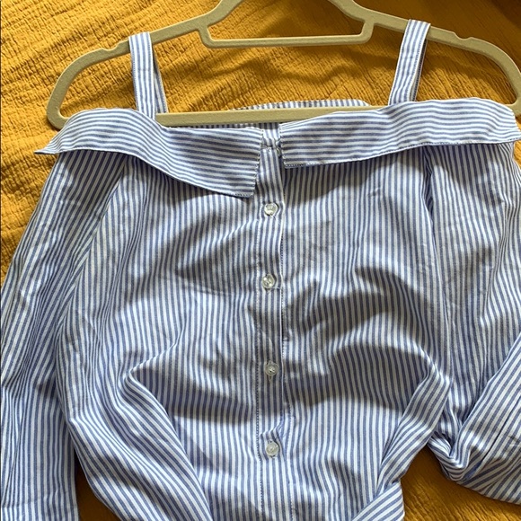 Off the shoulder stripped dress with front tie - Picture 5 of 7